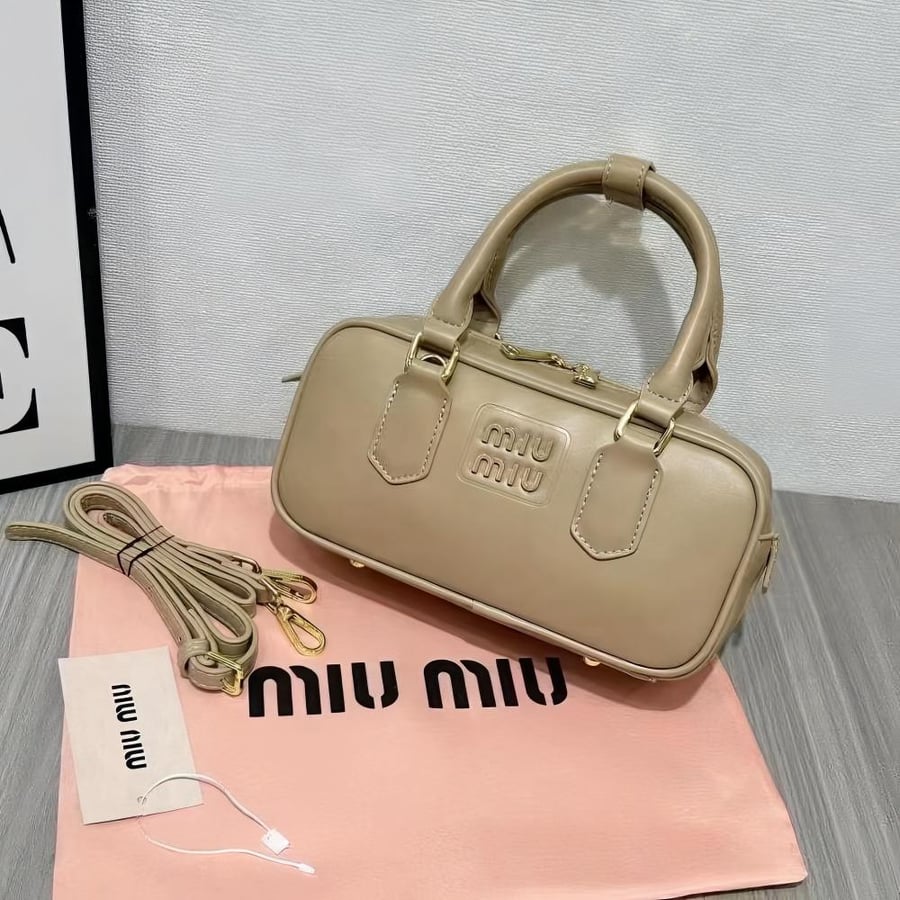 حقيبة ميو ميو أركادي (MIU MIU) ألوان متعددة