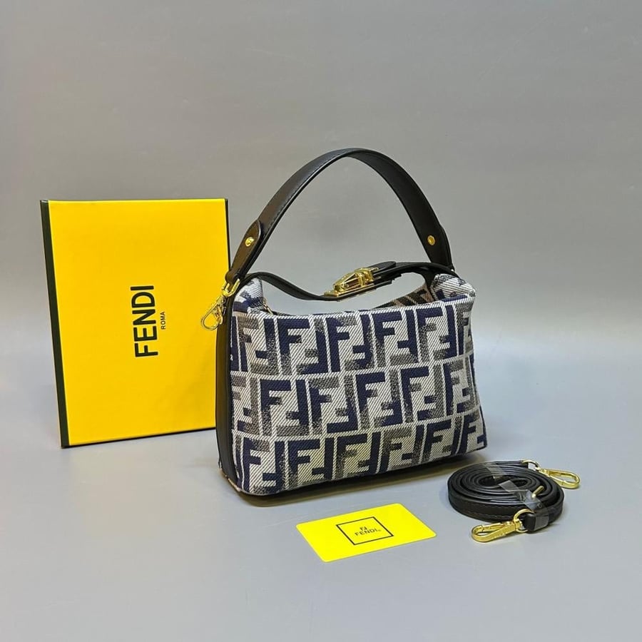 حقيبة فندي (FENDI) ألوان متعددة