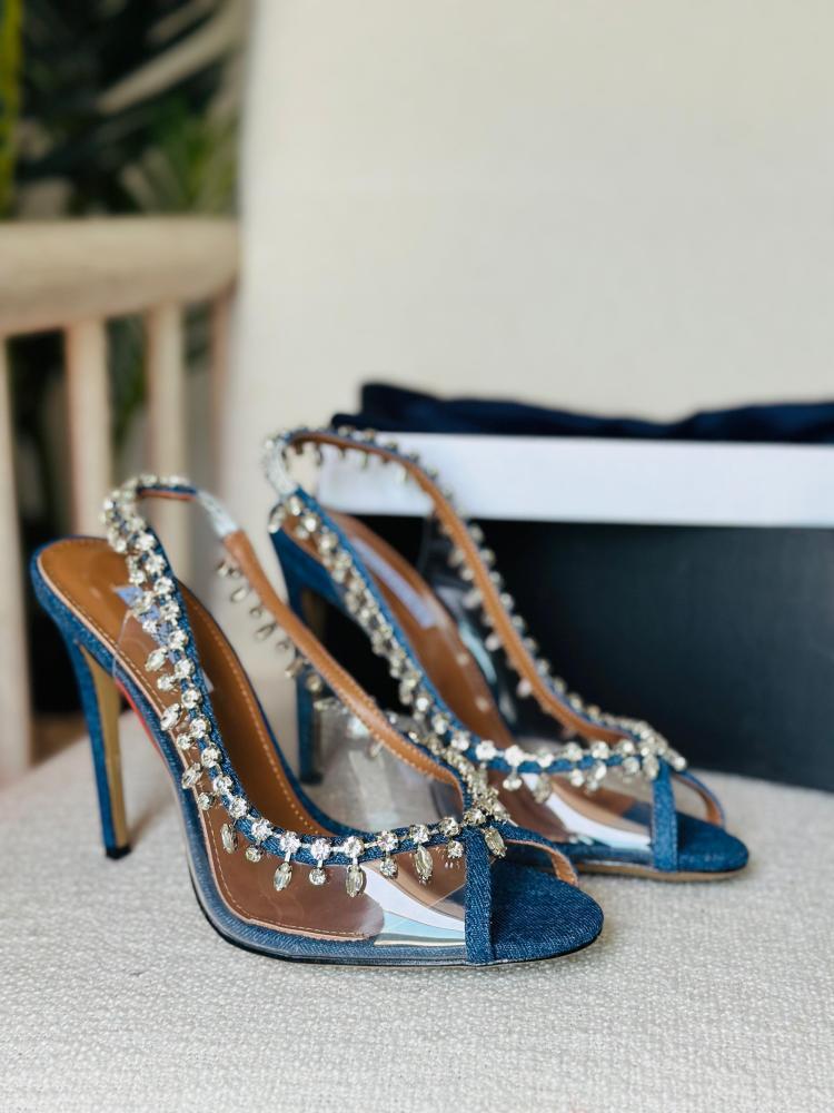 كعب تيمبتيشن كريستال من أكوازورا (Aquazzura) ماستر كواليتي