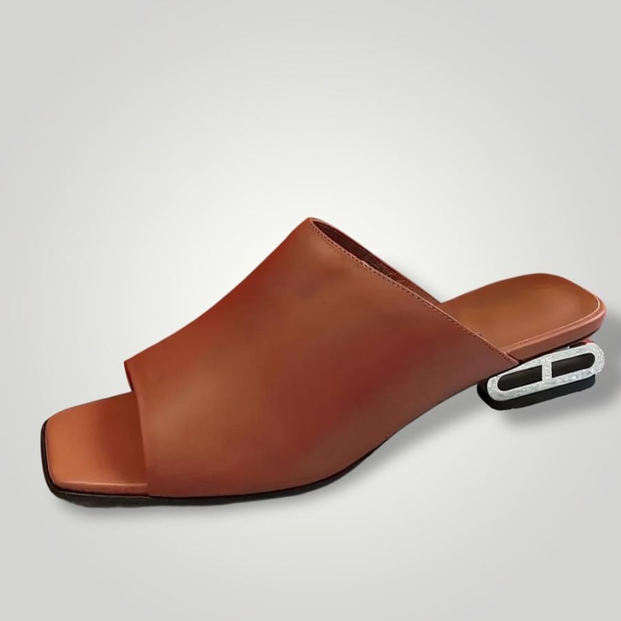 كعب من إيرمز (Hermes) ألوان متعددة