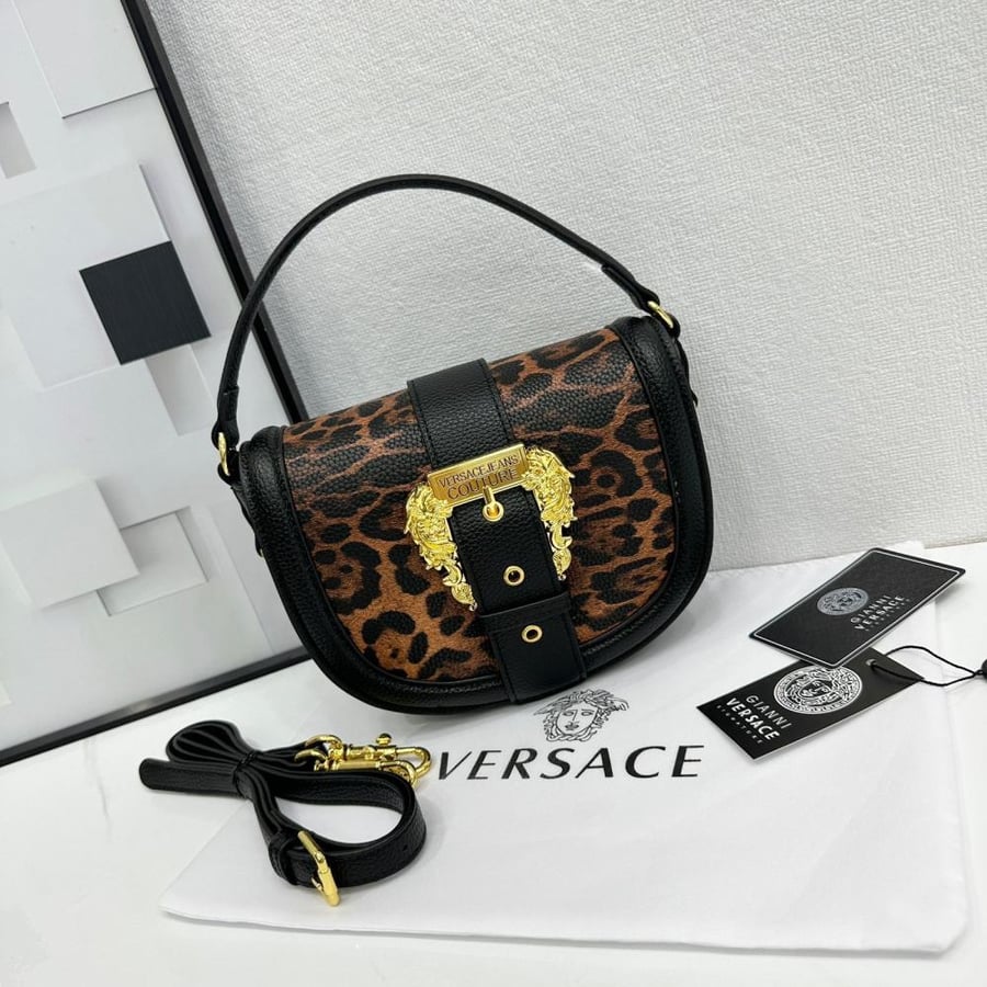 حقيبة جينز كوتور من فيرزاتشي (Versace) ألوان متعددة
