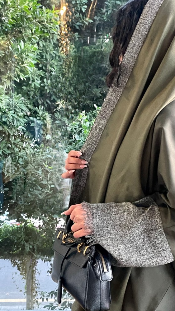 M18