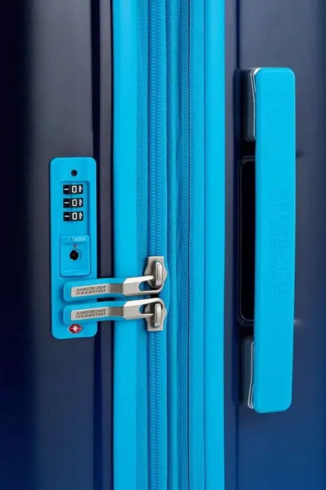 American Tourister Smurfs Spinner Travel Bag – 67 cm