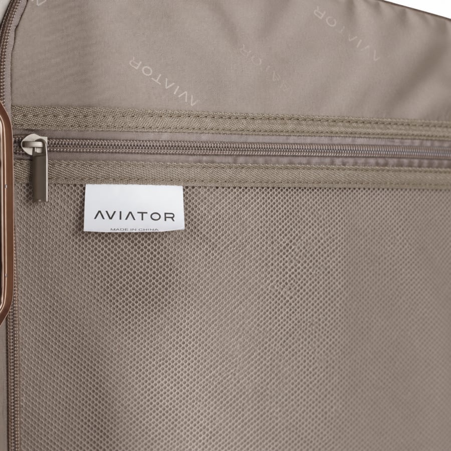 طقم حقائب سفر أفياتور AVIATOR إيليت – قطعتان 26 و20 إنش ببولي كربونات وإطار ألمنيوم