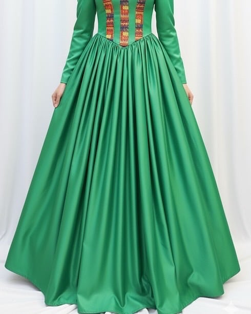 فستان اخضر بالطراز العسيري - Asiri green dress