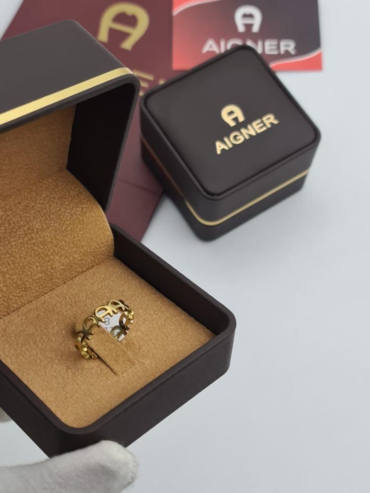 Women's ring brand Agner with all accessories