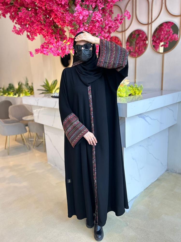 عبايه نص كلوش قماش كريب ملكي