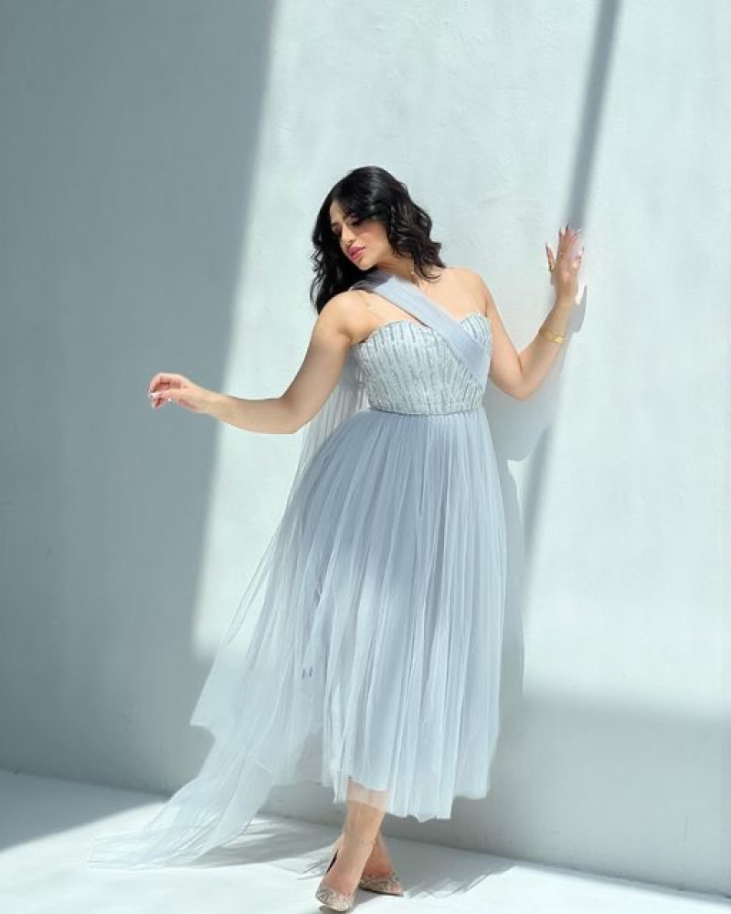 فستان سهرة