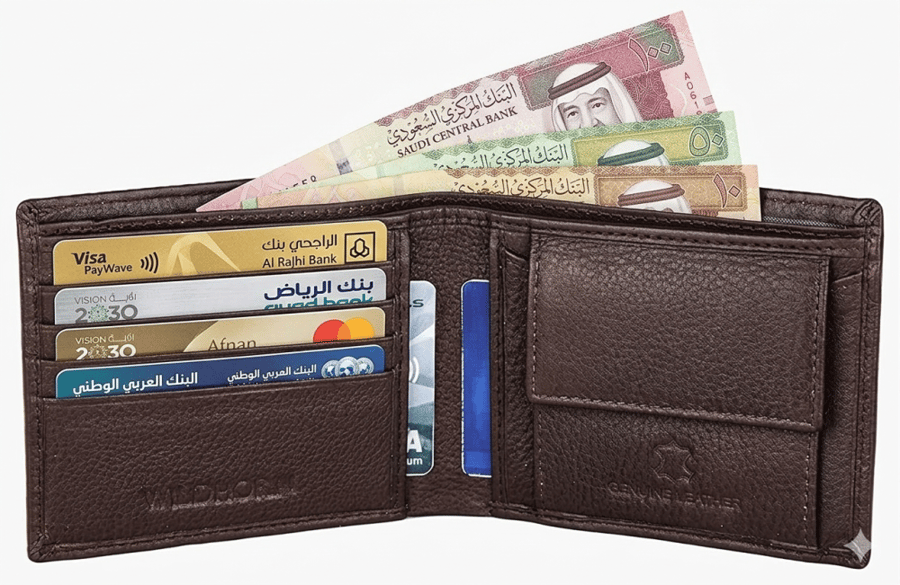 محفظة جلدية بالأسم