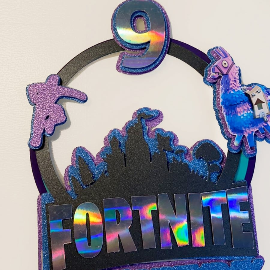 تغريسة كيك فورتنايت مع الأسم