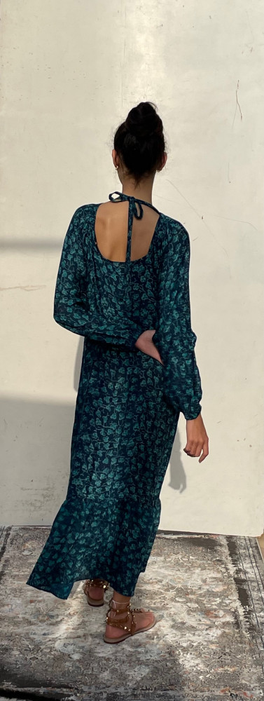 S101  free size  ثوب اخضر قماش شنديري green dress in chandelier fabric