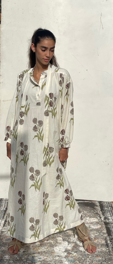 V120 ثوب ابيض مورد قطن مقاس واحد floral cotton dress one size one size