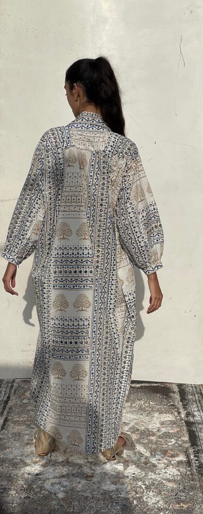 V123 ثوب قطن بيج وابيض cotton beige and white dress one size
