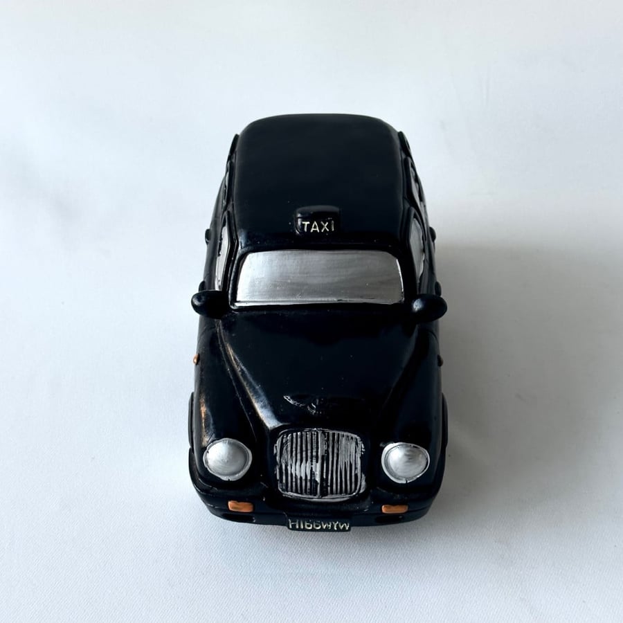 TAXI CAR ANTIQUE