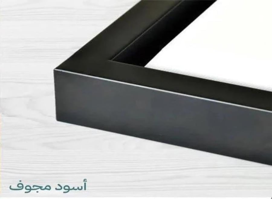 أربع لوحات قماشية مع برواز اسود مجوف بتصميم الفن النجدي