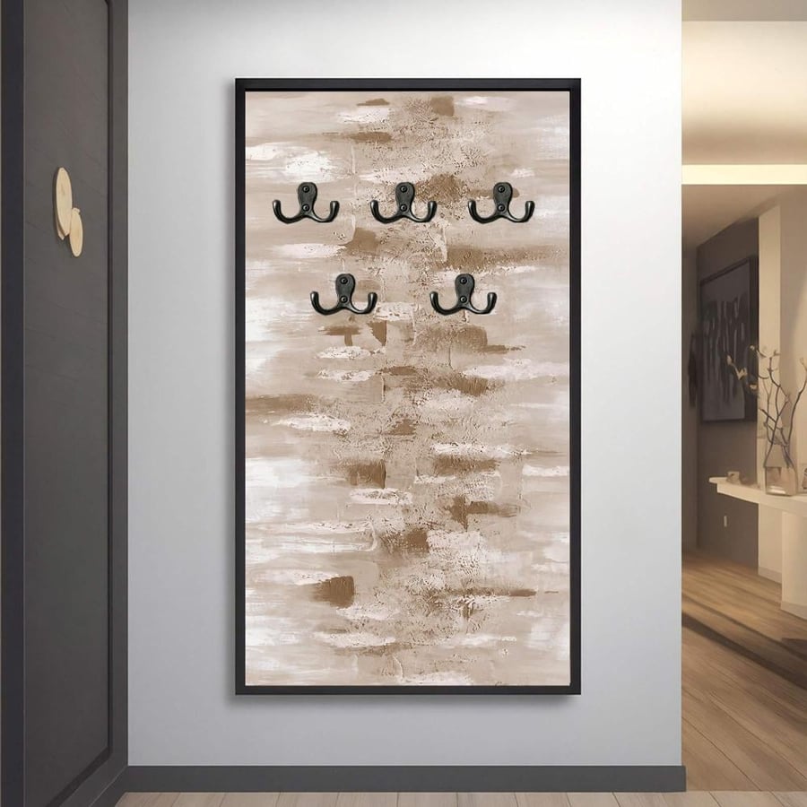 لوحة قماشية بتصميم مودرن لتعليق الملابس