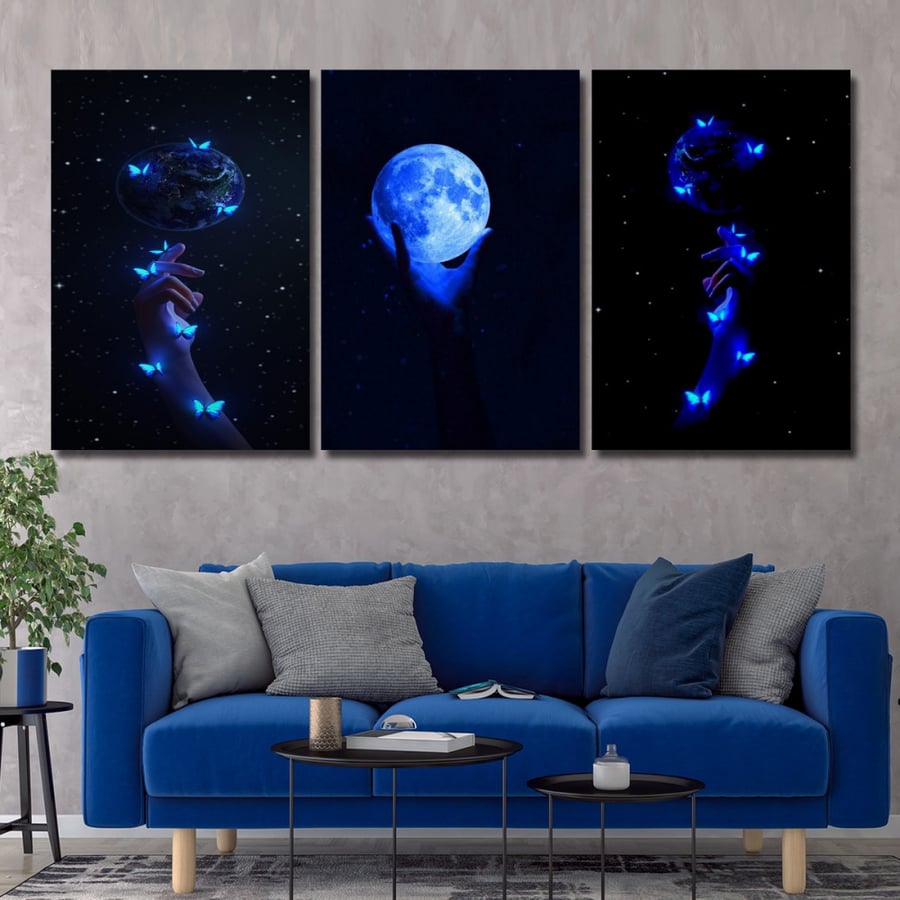 Three canvas paintings with modern design