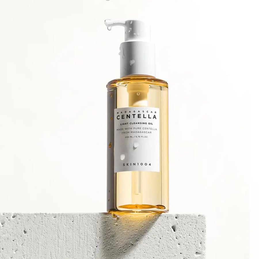 SKIN1004 Madagascar Centella Light Cleansing Oil