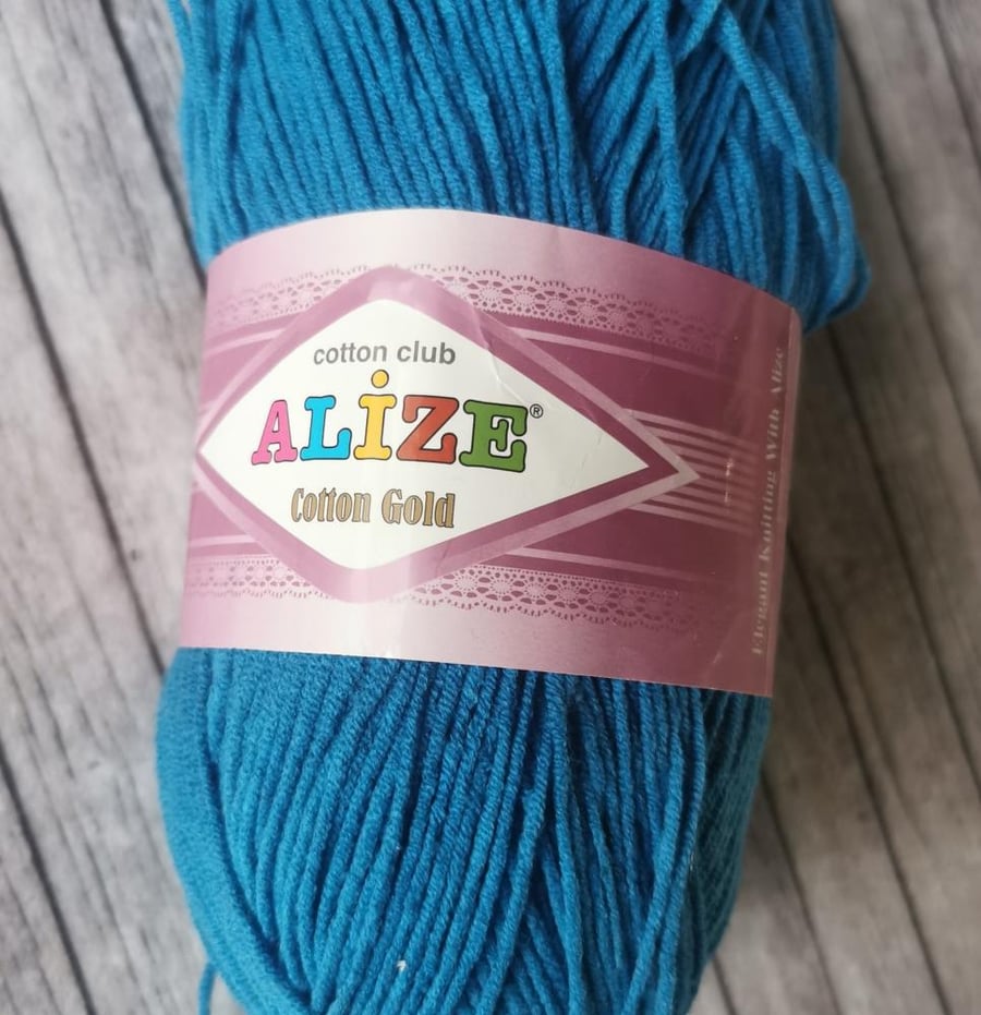 خيوط أليزا التركية من نوع قطن قولد cotton gold