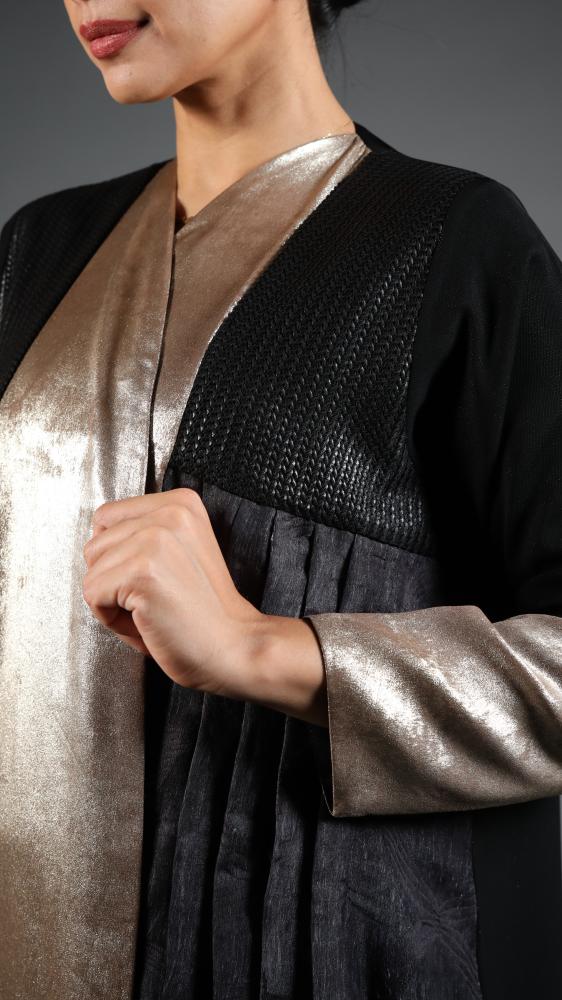 عباية فاخرة بالكريب الملكي
