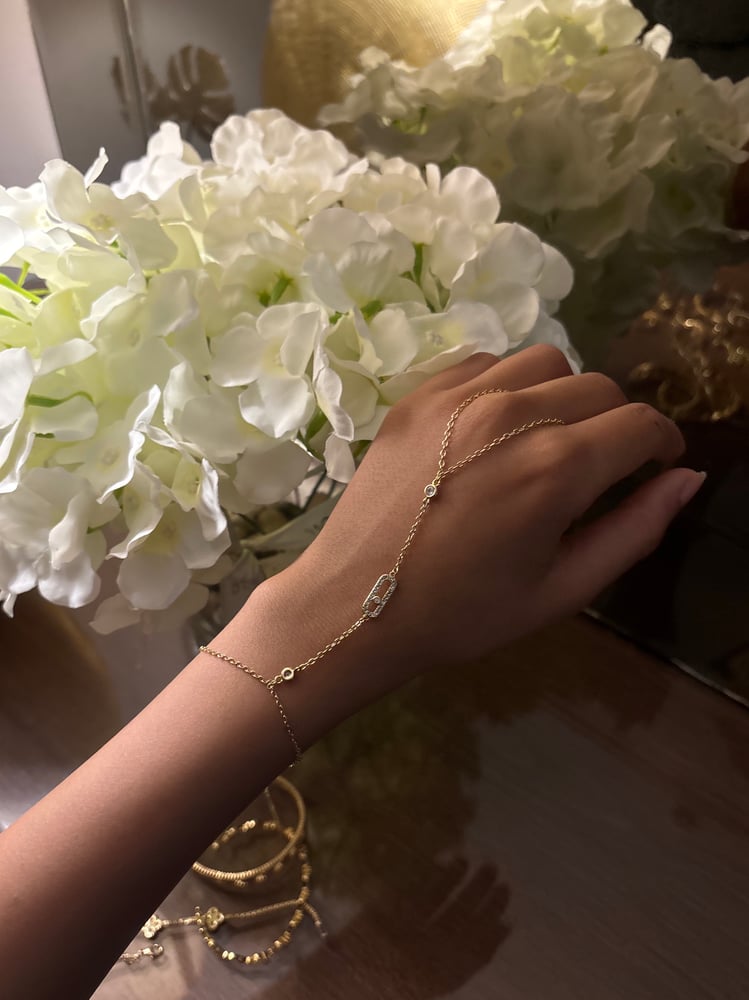 Hand Chain misska