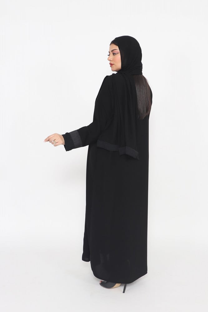 عباية كوت منسوجة من القماش الملكي الفاخر مع طرحتها