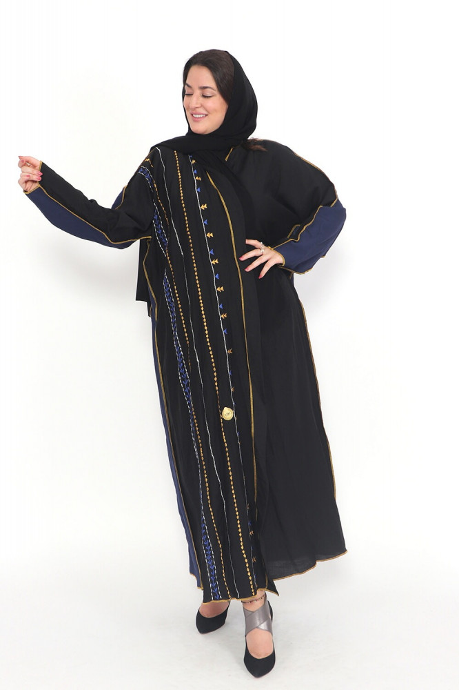 عباية منسوجة من الكريب السعودي مع طرحتها