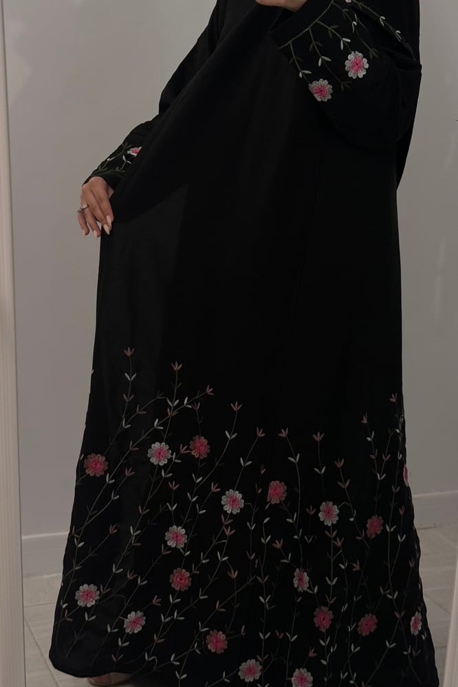 عبايه ڤيلا