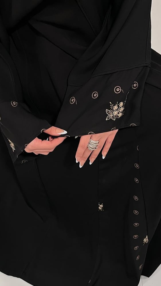 ايلاف كم وجوانب نقش ذهبي