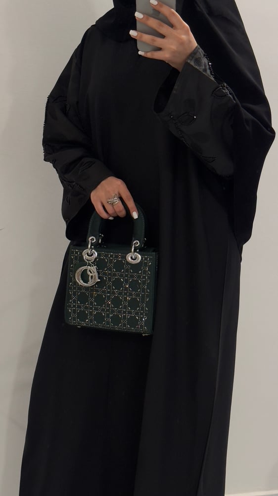 عبايه ميثاء
