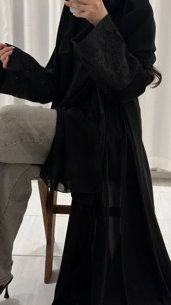 عبايه حور