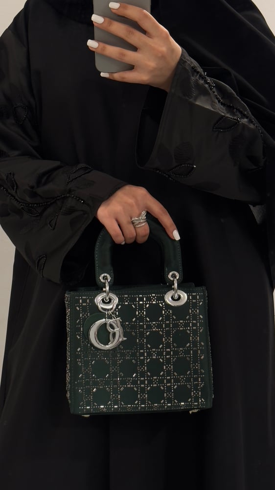 عبايه ميثاء