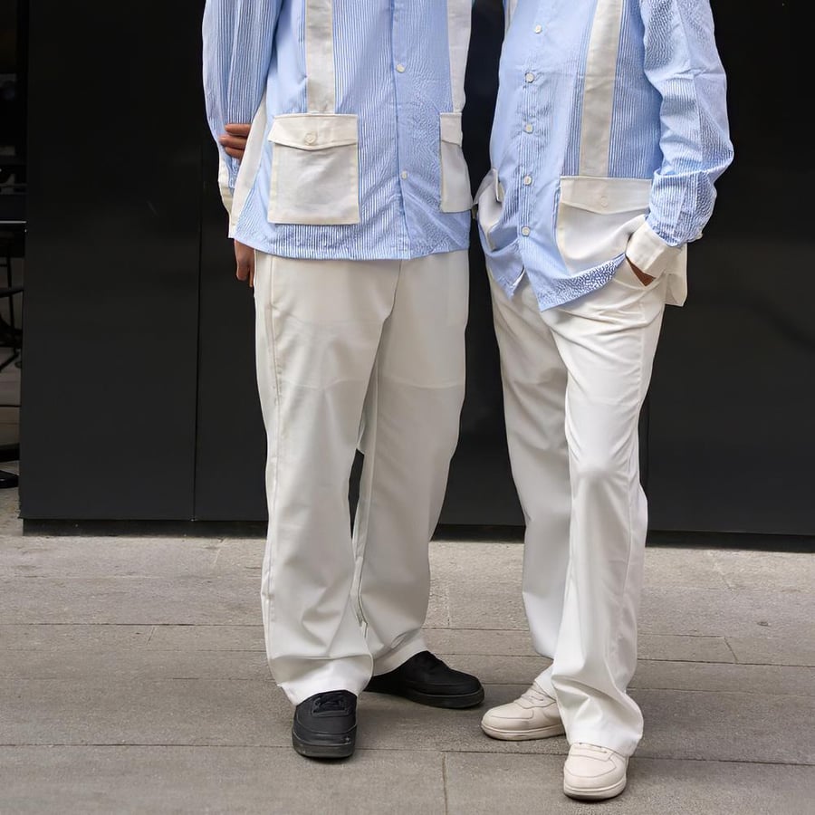 D02–07 White Raw Stitch Pocket Pants