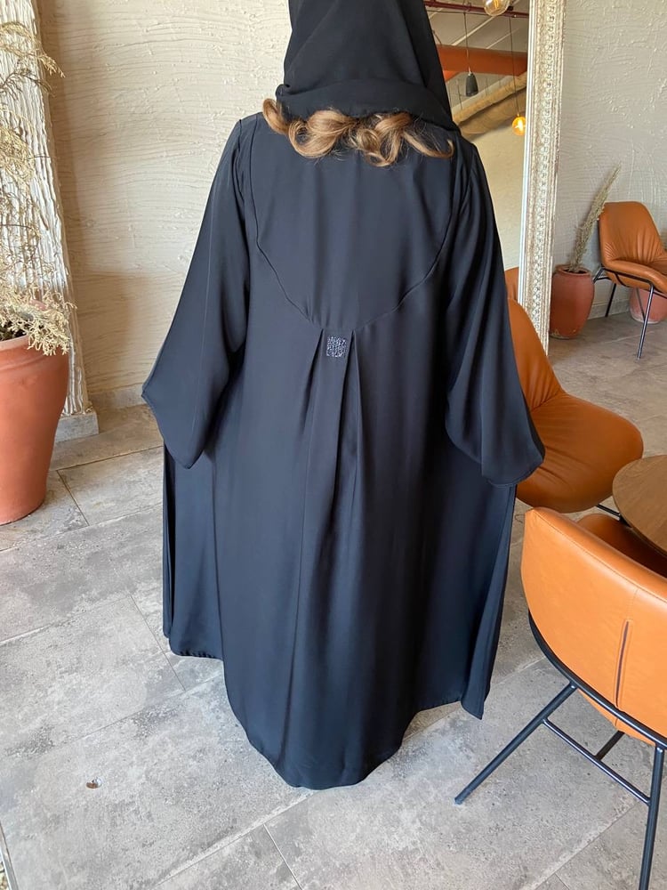عبايه ندا رقم 1050