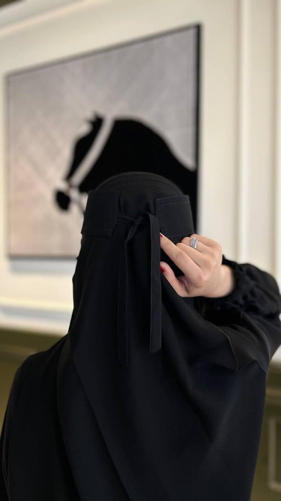 عدد (1) نقاب ربط ملكي