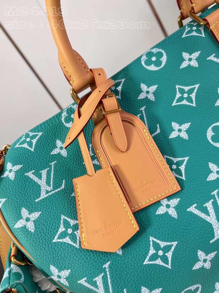 LV ماستر مقاس 40 سم