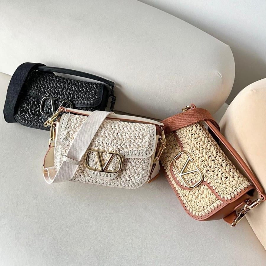 VALENTINO GARAVANI ALLTIME ماستر 23.5 cm