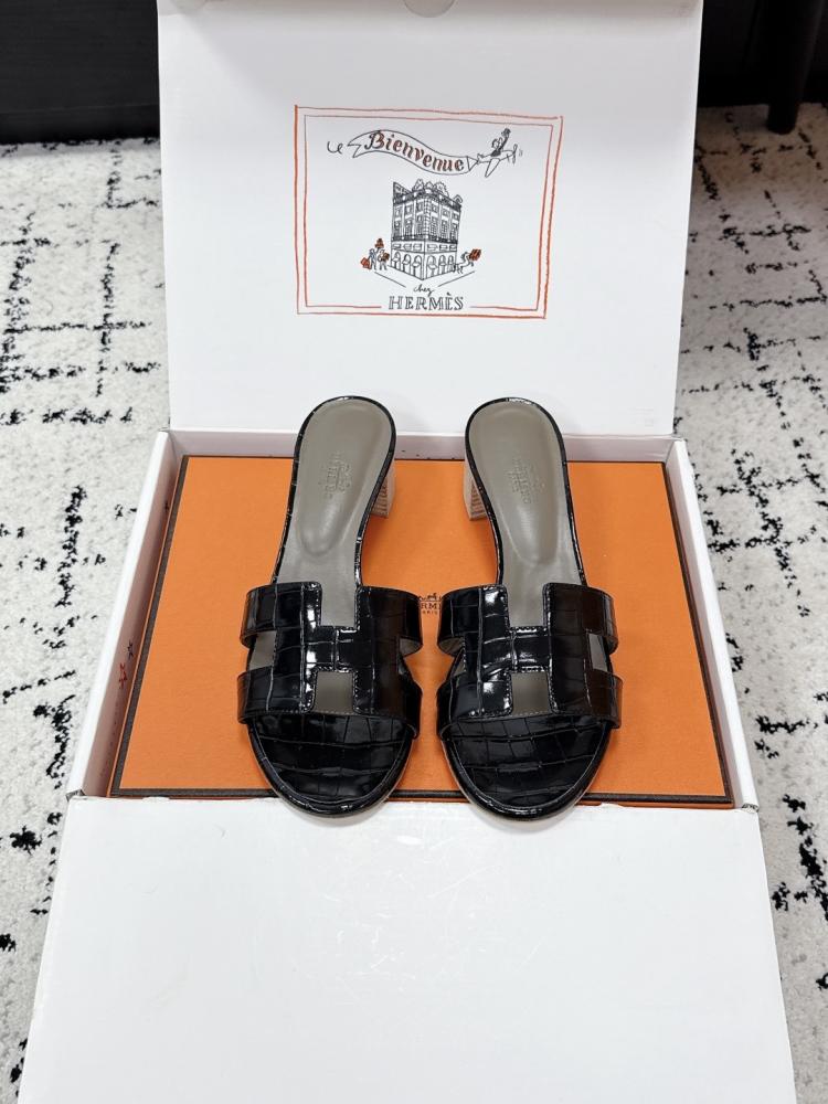 هيلز انيق من Hermes