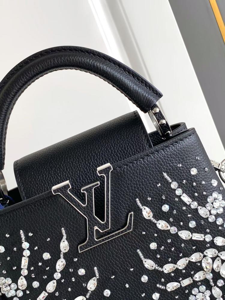 LV Capucines مقاس 21 سم