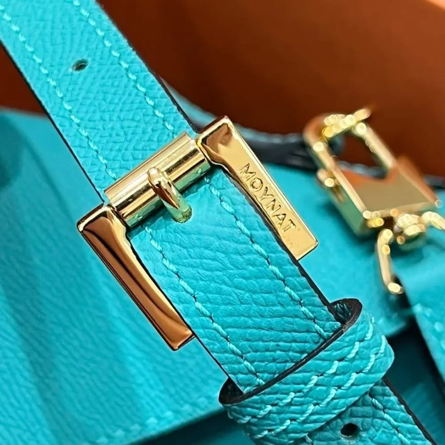 موينات Gabrielle Clutch مقاس 26cm