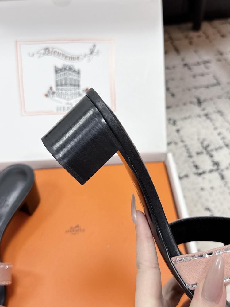 هيلز انيق من Hermes