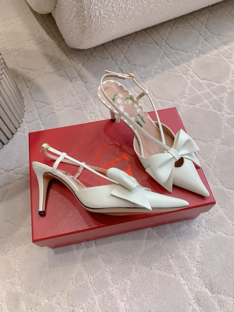هيلز Valentino