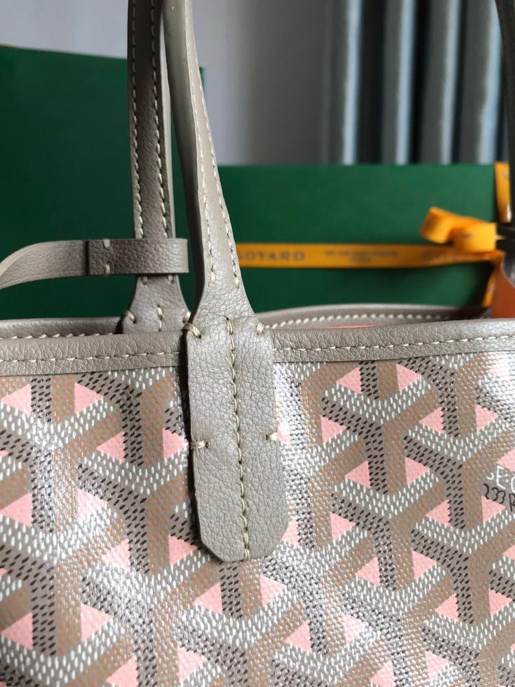goyard mini مقاس 20 سم تنلبس على الجهتين