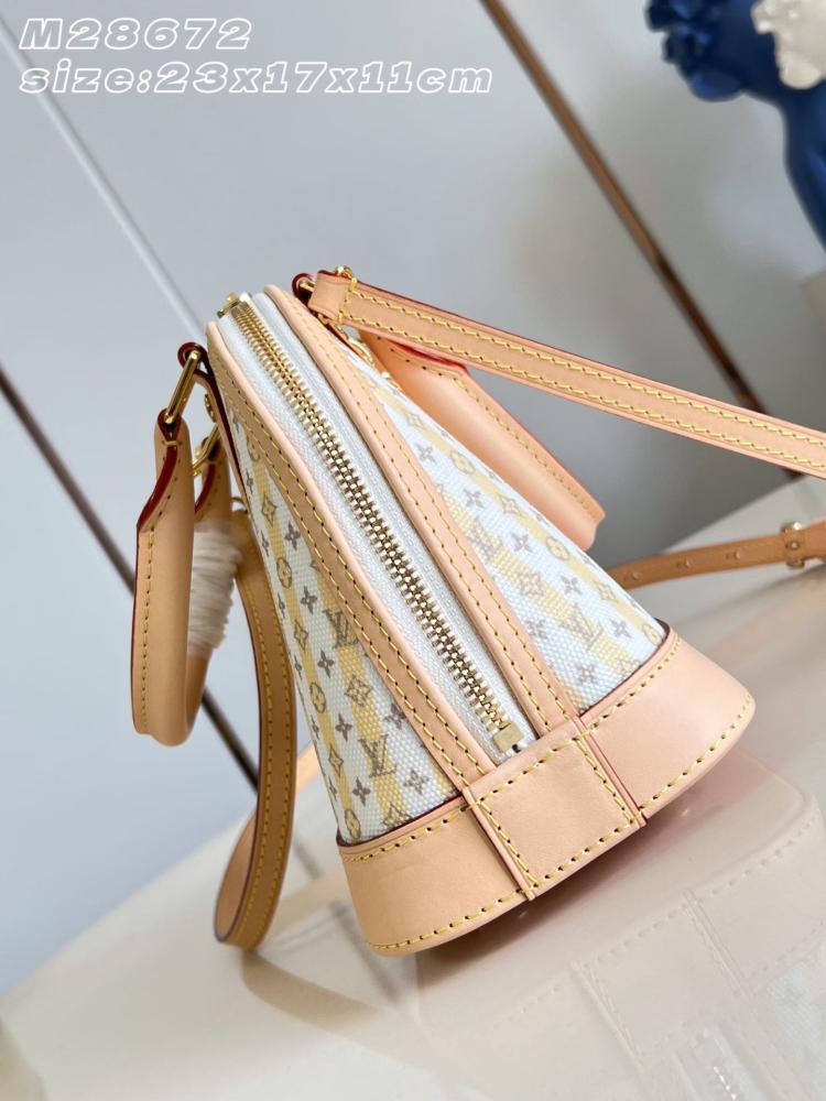 LV Alma مقاس 23.5 سم