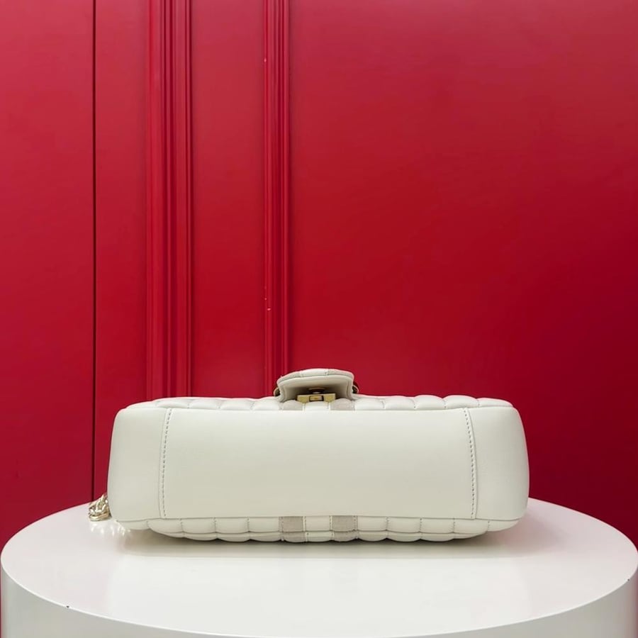 قوتشي GG Marmont مقاس 26cm