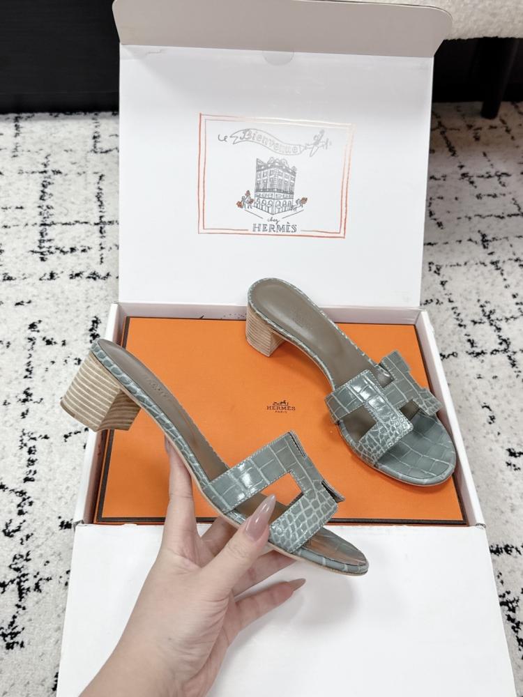هيلز انيق من Hermes