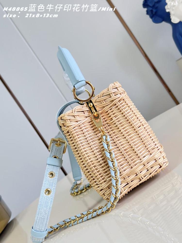 LV Capucines مقاس 21 سم