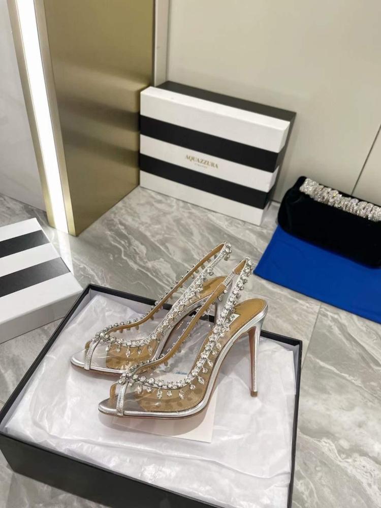هيلز aquazzura انيق جداً