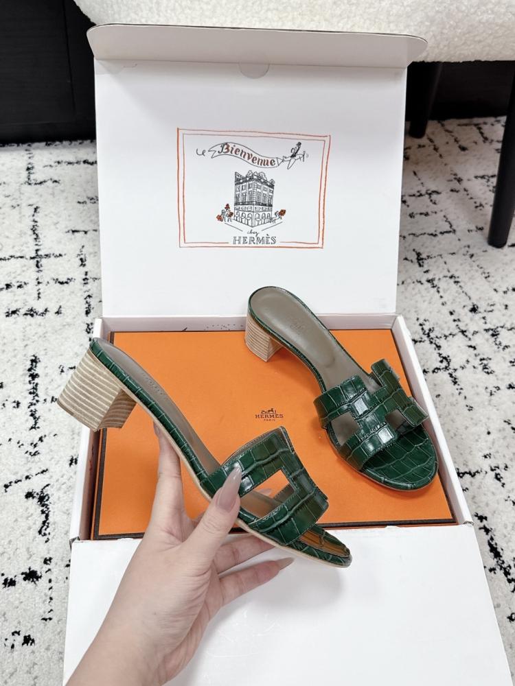 هيلز انيق من Hermes