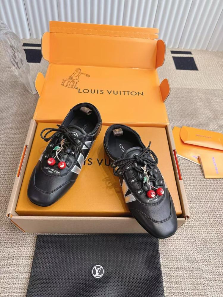 LV Sneakerina